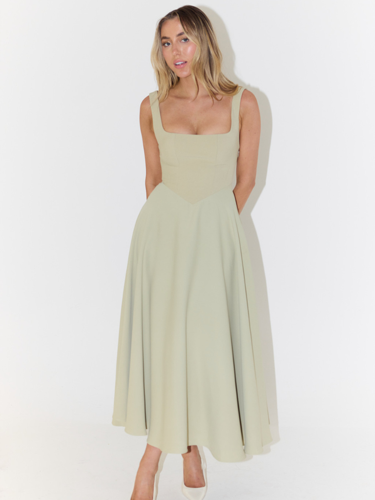 Weber™ | Skarlet Kleid