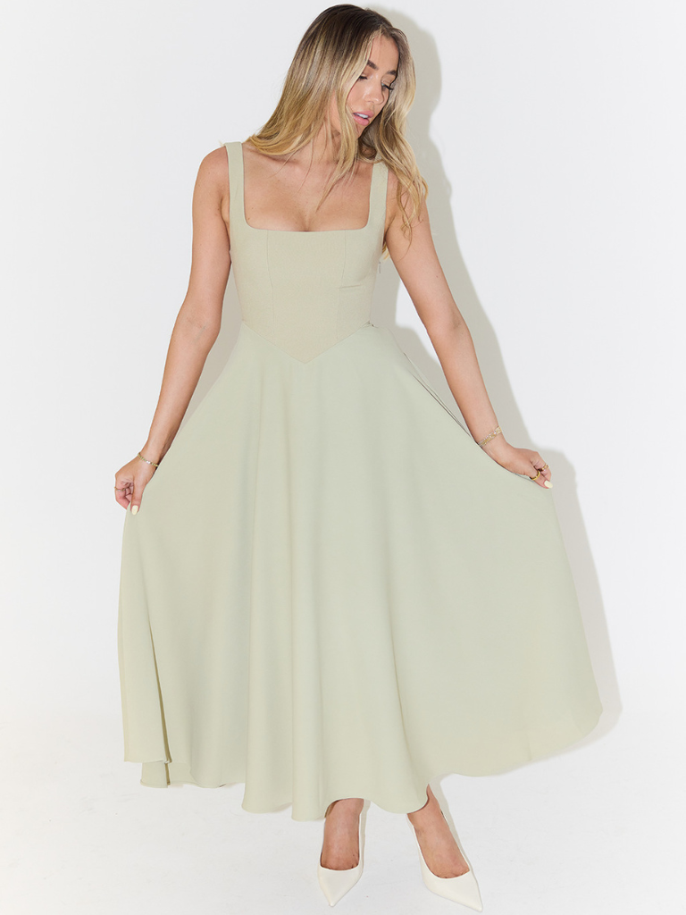 Weber™ | Skarlet Kleid