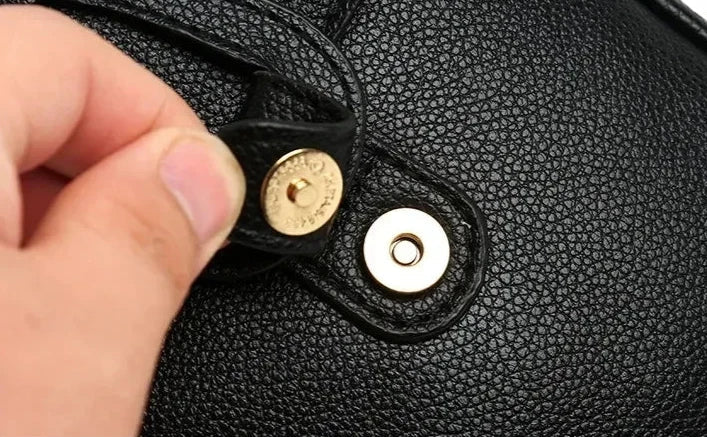 Weber™ | Retro-Lederhandtasche