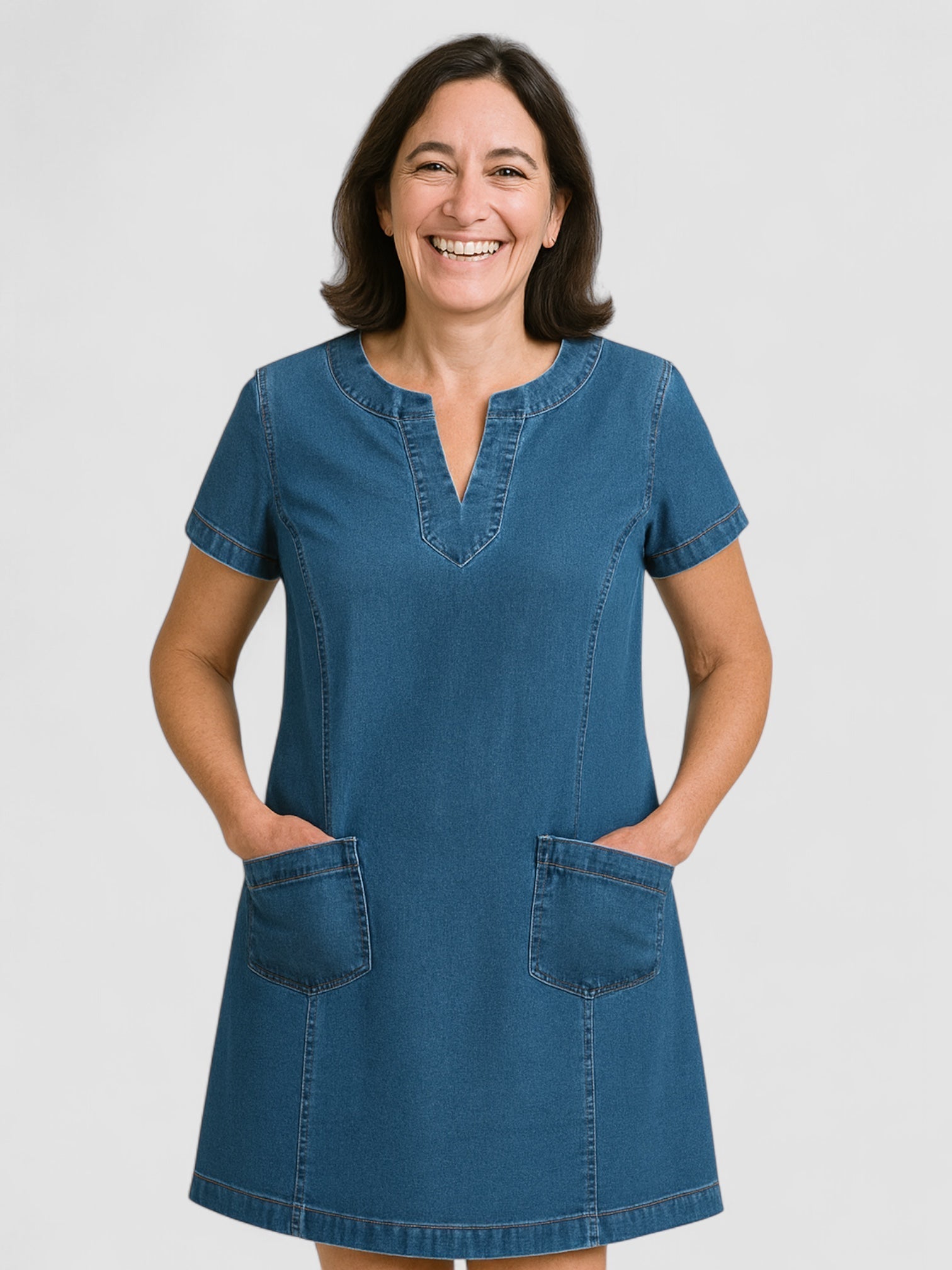 Weber™ | Weiches Denimkleid mit Vordertaschen