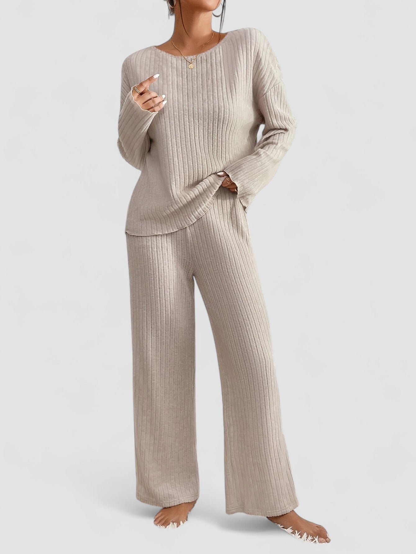 Weber™ | Elegantes Set für Frauen mit geripptem Oberteil und geraden Hosen