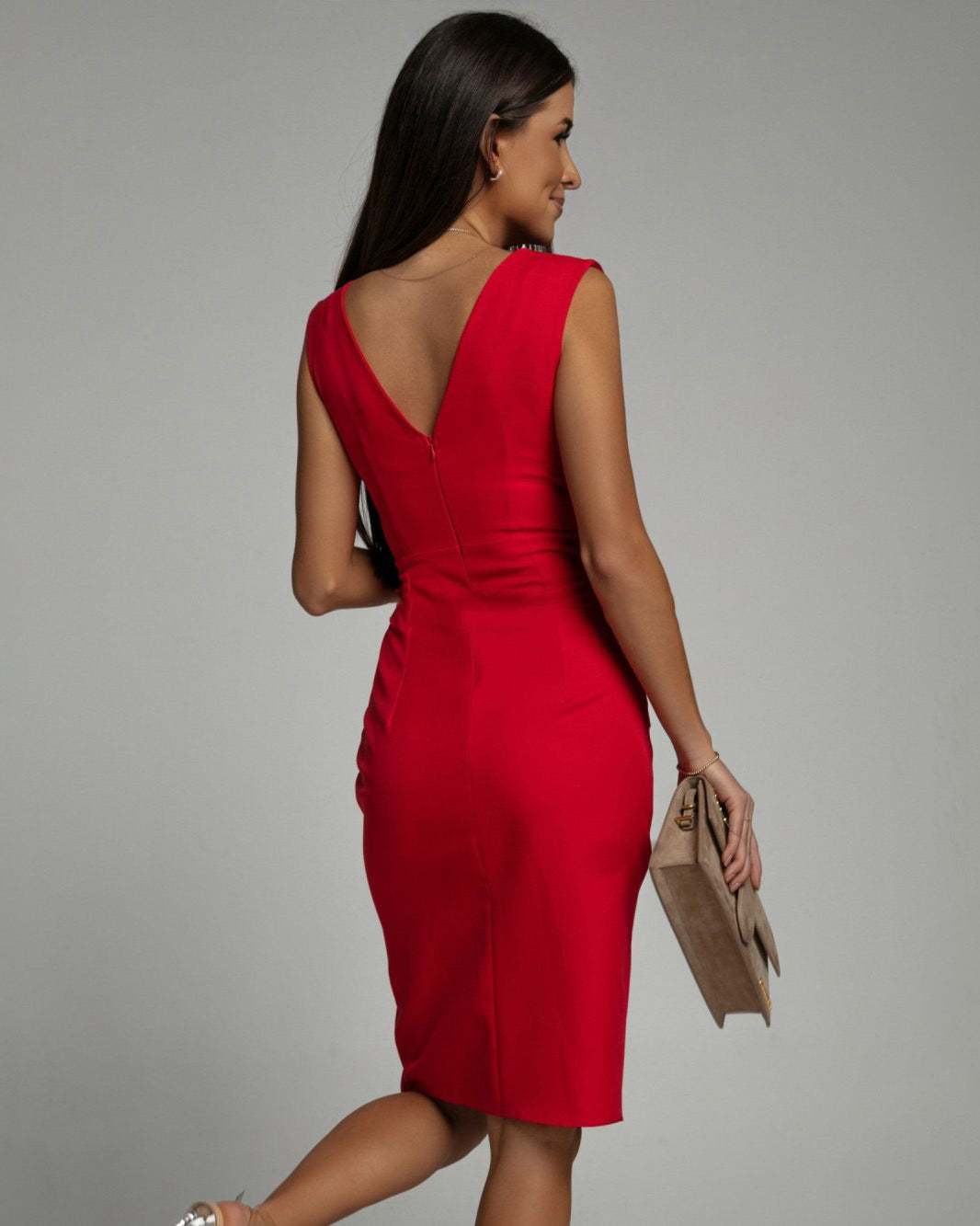 Weber™ | Figurbetontes Kleid mit V-Ausschnitt und Schlitz