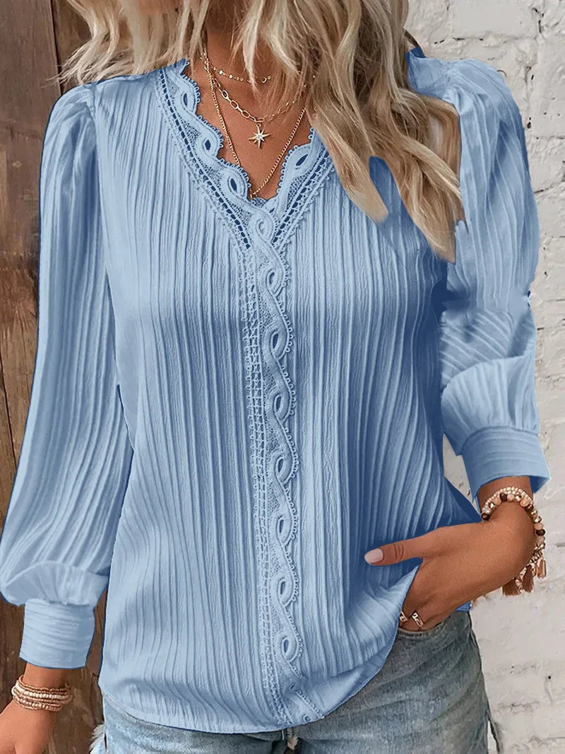 Weber™ | Selvie – Bluse mit Spitzenrand und Falten