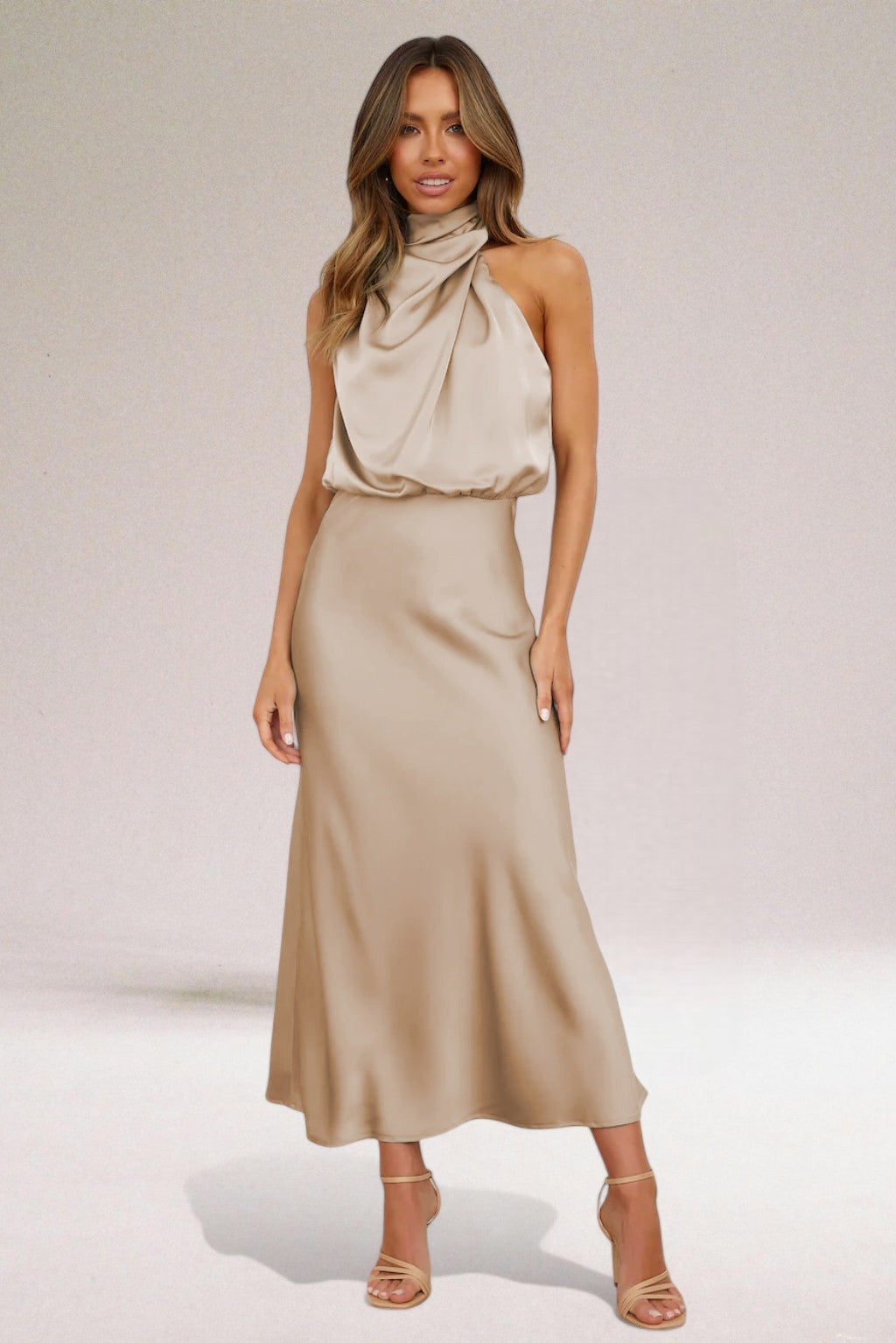 Weber™ | Glamourkleid aus Satin mit Halterneck