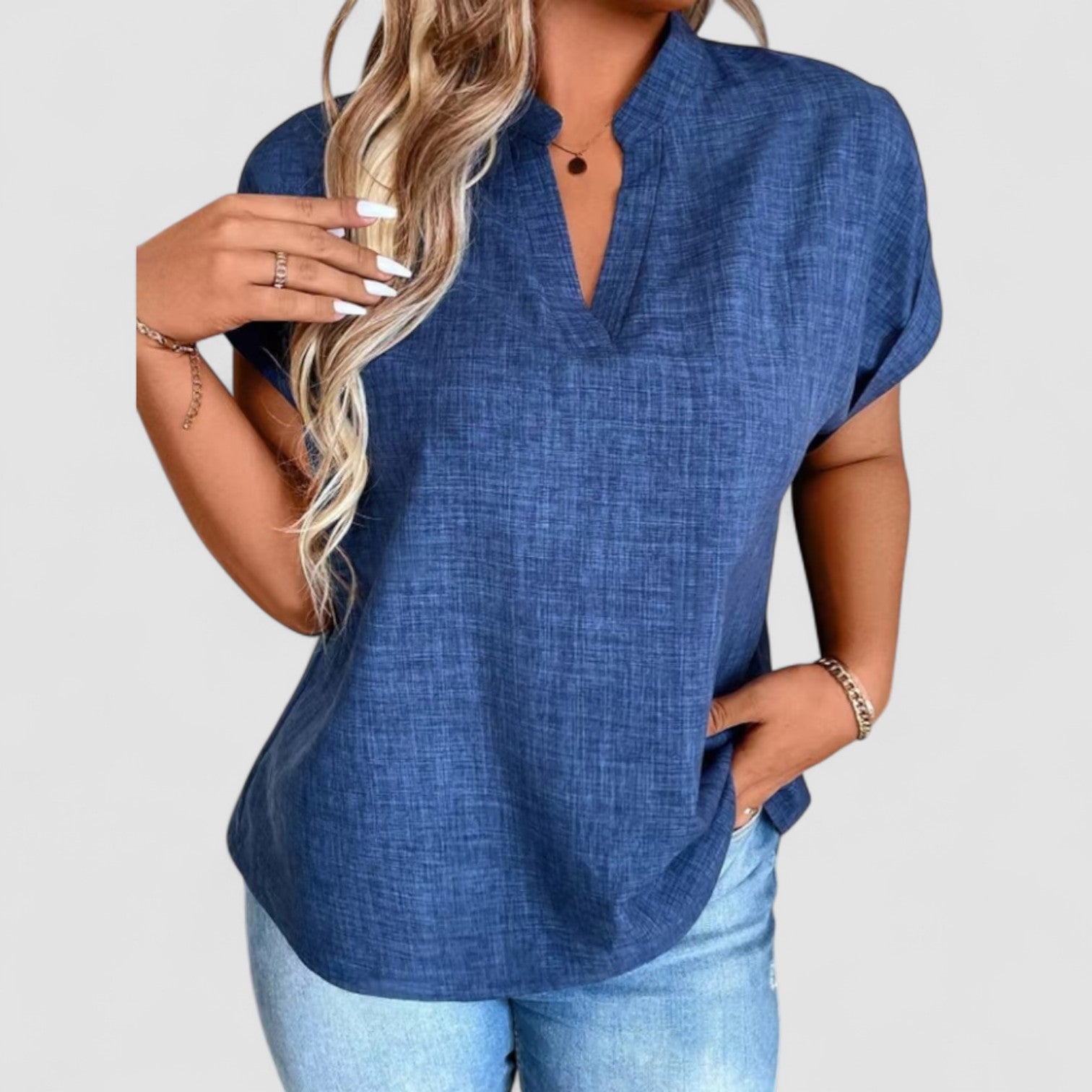 Weber™ | Elinor – Bluse mit weichem Fall und lässigem V-Ausschnitt