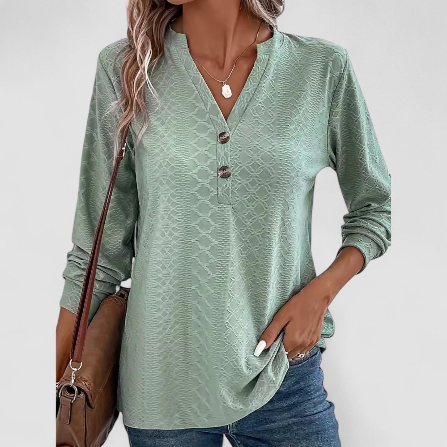 Weber™ | Ilse – Bluse mit Knöpfen und sanften Falten